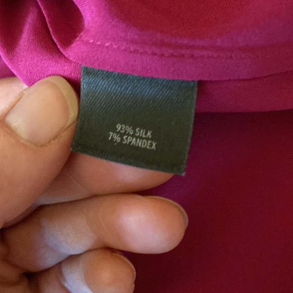 Beautiful womens small  fuchsia pink silk cap sleeve shirt in EUC - Picture 6 of 7